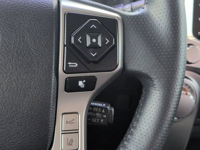 Used 2022 Toyota 4Runner SR5 Premium w/ Moonroof Package RWD image 26