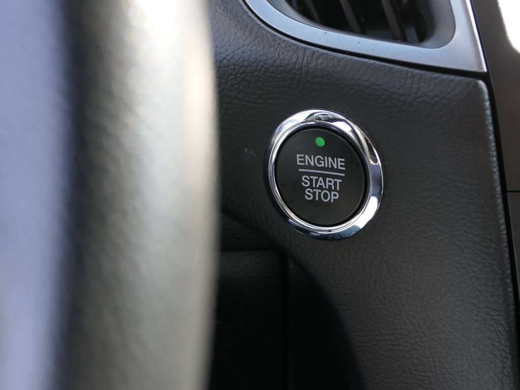 Certified 2020 Ford Edge SE FWD image 20