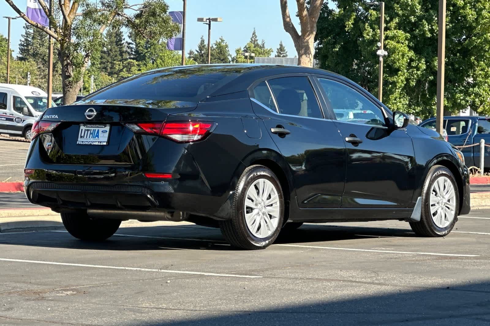 Used 2025 Nissan Sentra S FWD image 2