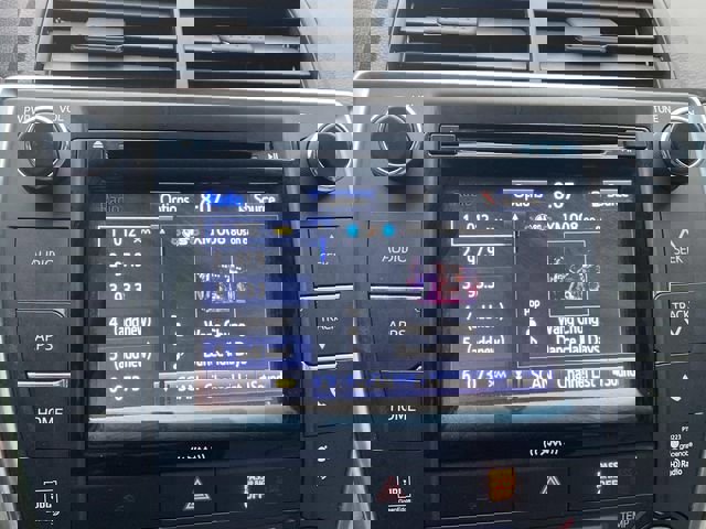 Used 2017 Toyota Camry XLE image 23