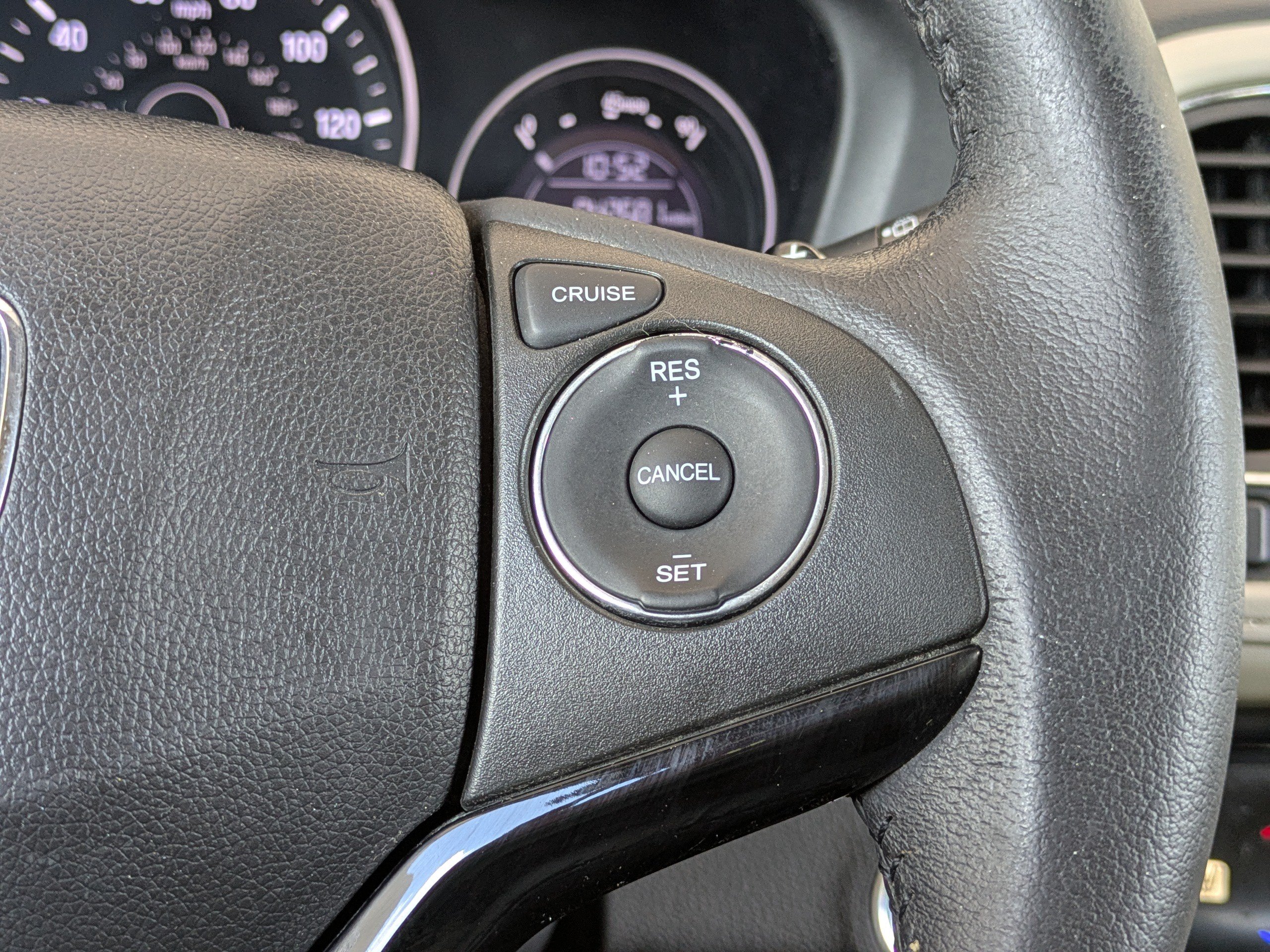 Used 2018 Honda HR-V EX-L image 27