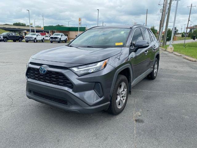 Used 2023 Toyota RAV4 XLE w/ Convenience Package AWD/4WD image 3
