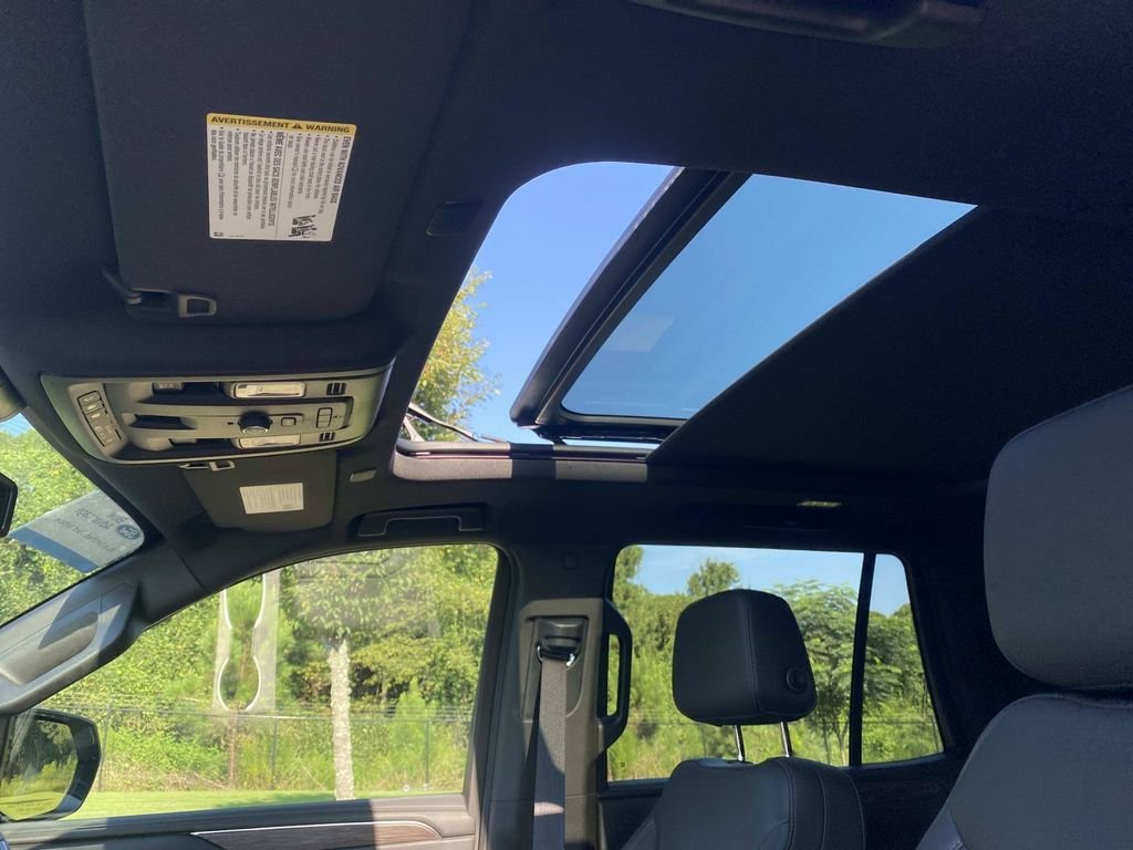 Used 2021 Chevrolet Tahoe LT RWD image 25