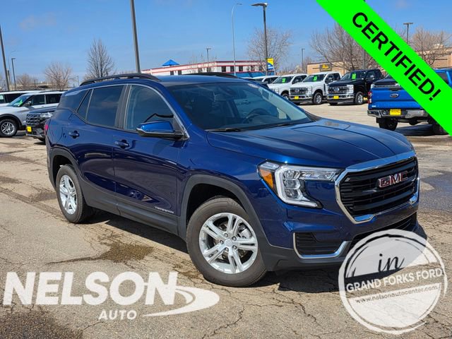 Used 2023 GMC Terrain SLE w/ Driver Convenience Package