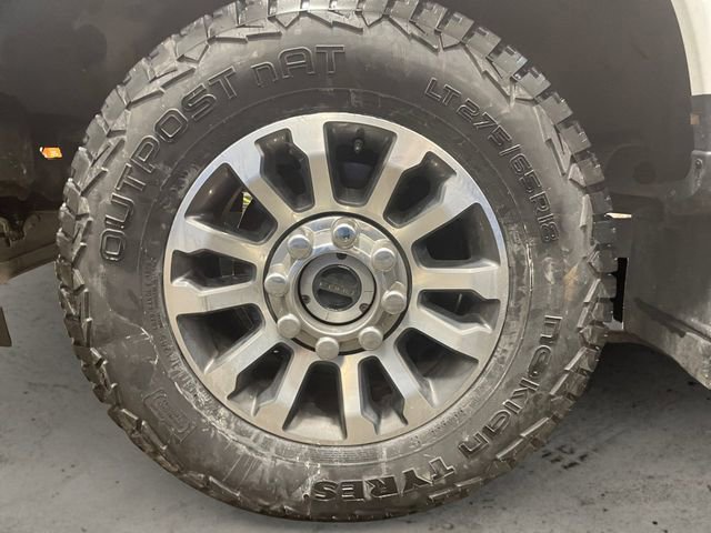 Certified 2022 Ford F350 Lariat AWD/4WD image 12