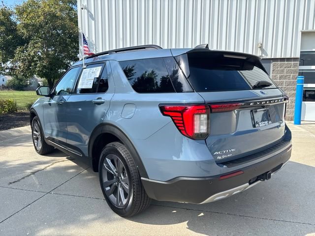 Certified 2025 Ford Explorer Active w/ Active Comfort Package AWD/4WD image 9