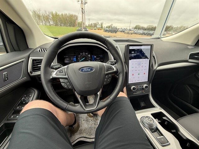Certified 2024 Ford Edge SEL w/ Convenience Package AWD/4WD image 11