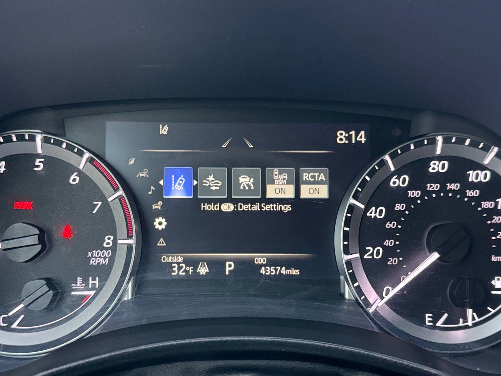 Used 2024 Toyota Highlander LE image 23