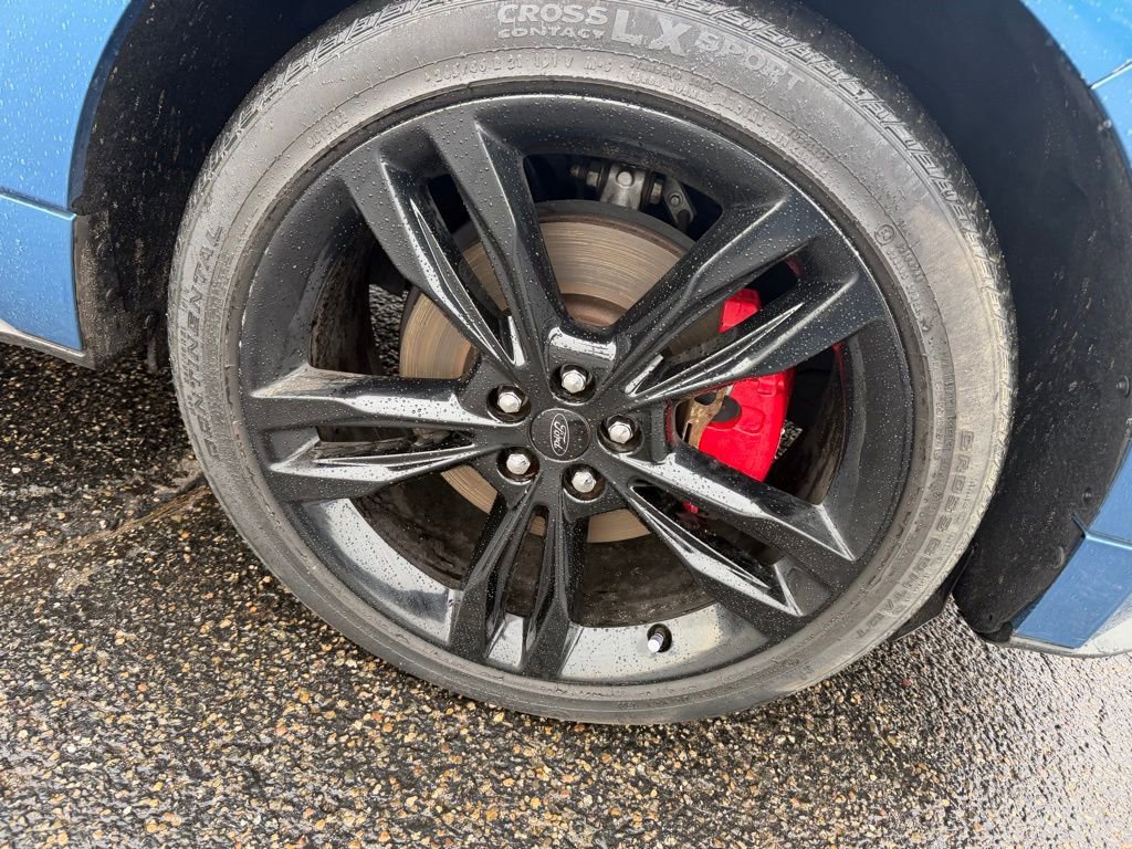 Certified 2019 Ford Edge ST w/ Equipment Group 401A AWD/4WD image 36