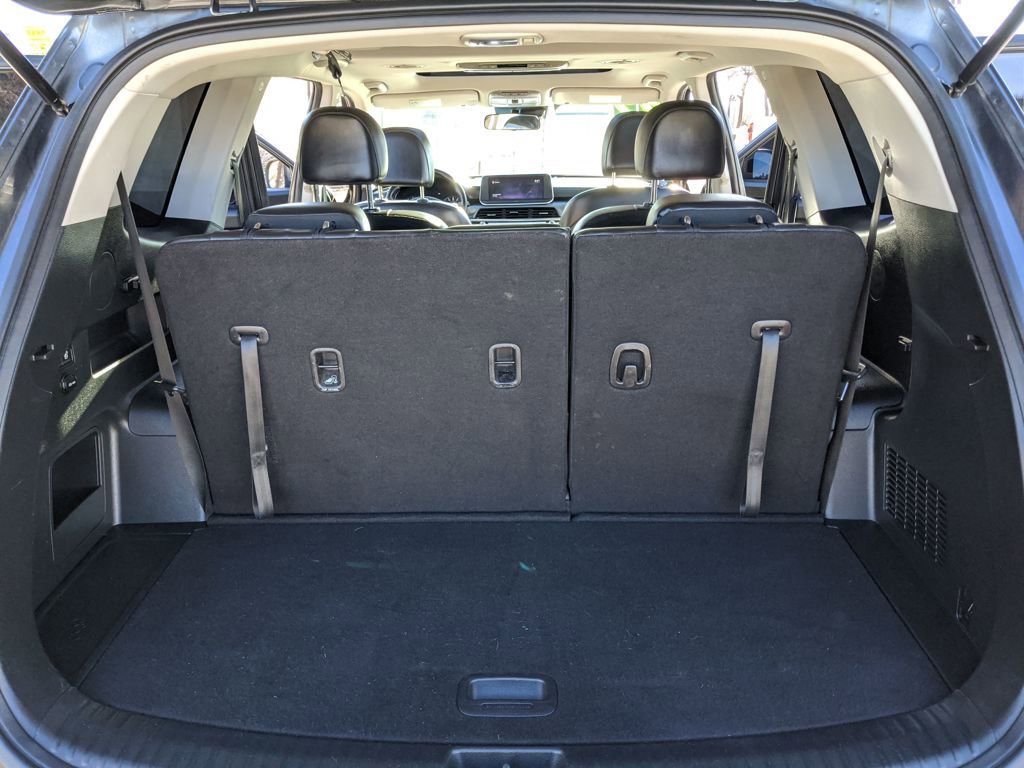 Used 2022 Kia Telluride S image 19
