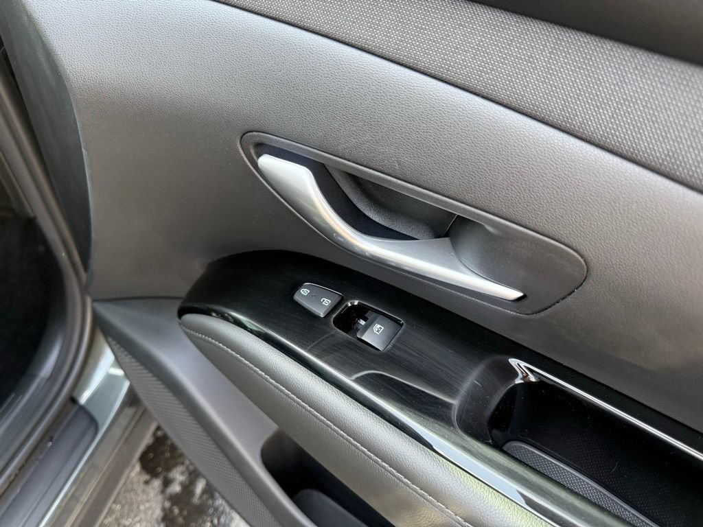 Used 2022 Hyundai Tucson Limited AWD/4WD image 59