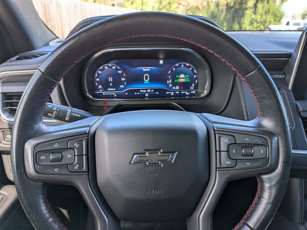 Used 2022 Chevrolet Suburban RST w/ Sport Performance Package image 25