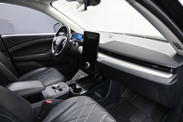Certified 2023 Ford Mustang Mach-E California Route 1 AWD/4WD image 31