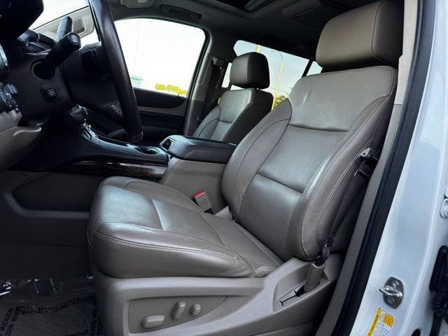 Used 2019 Chevrolet Suburban LT AWD/4WD image 5