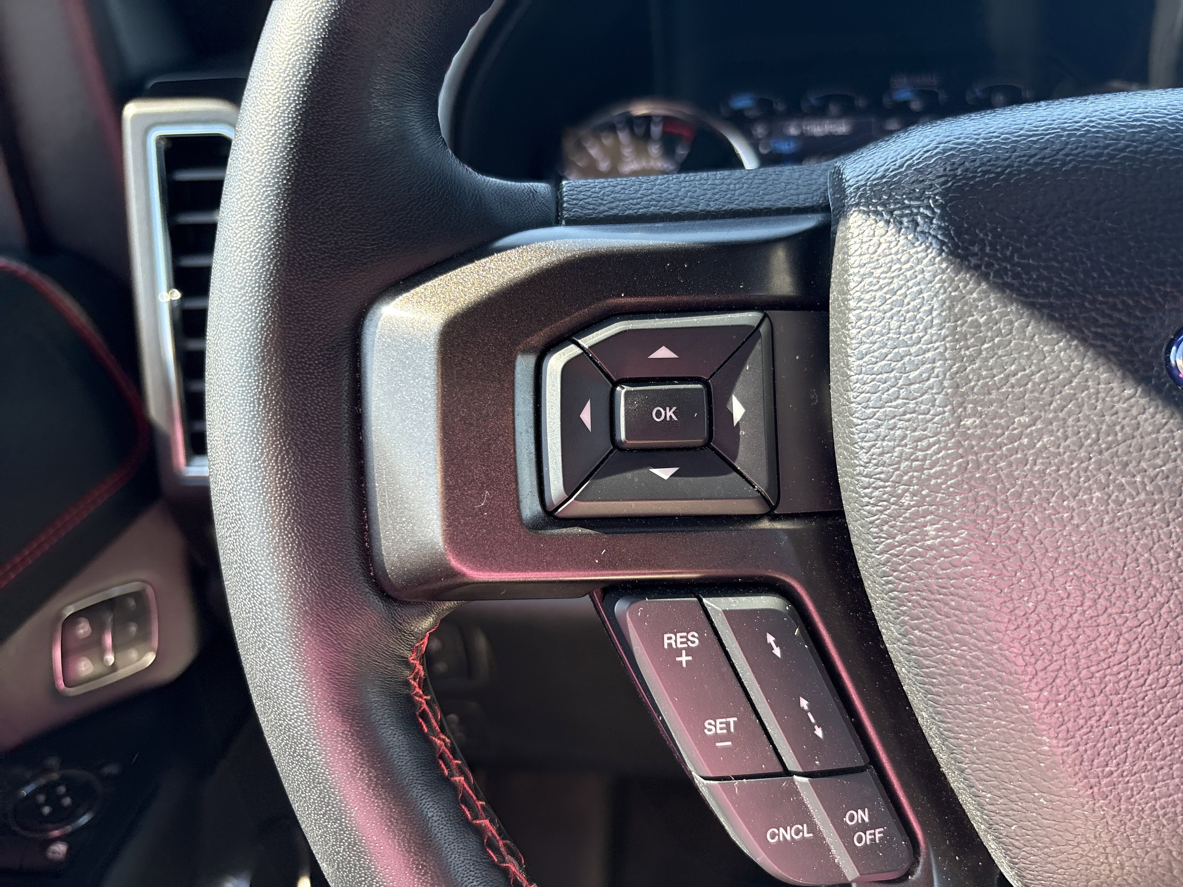 Certified 2021 Ford Expedition Limited AWD/4WD image 31
