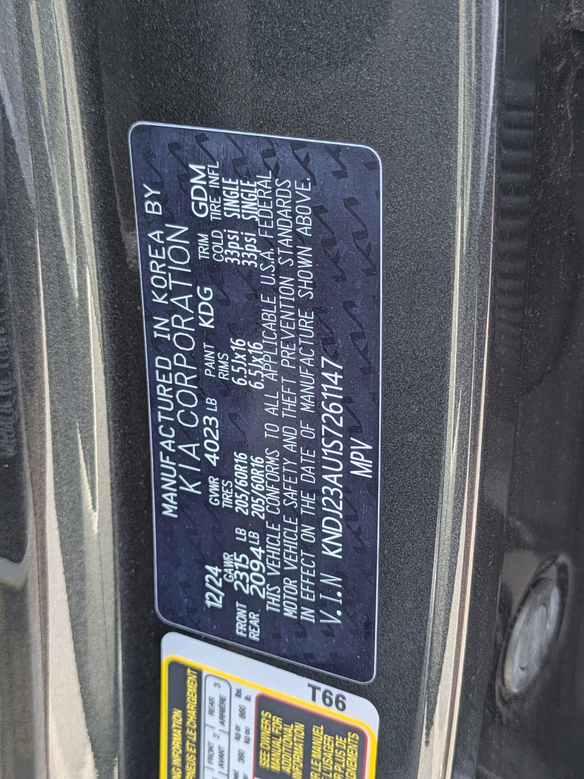Used 2025 Kia Soul LX FWD image 35