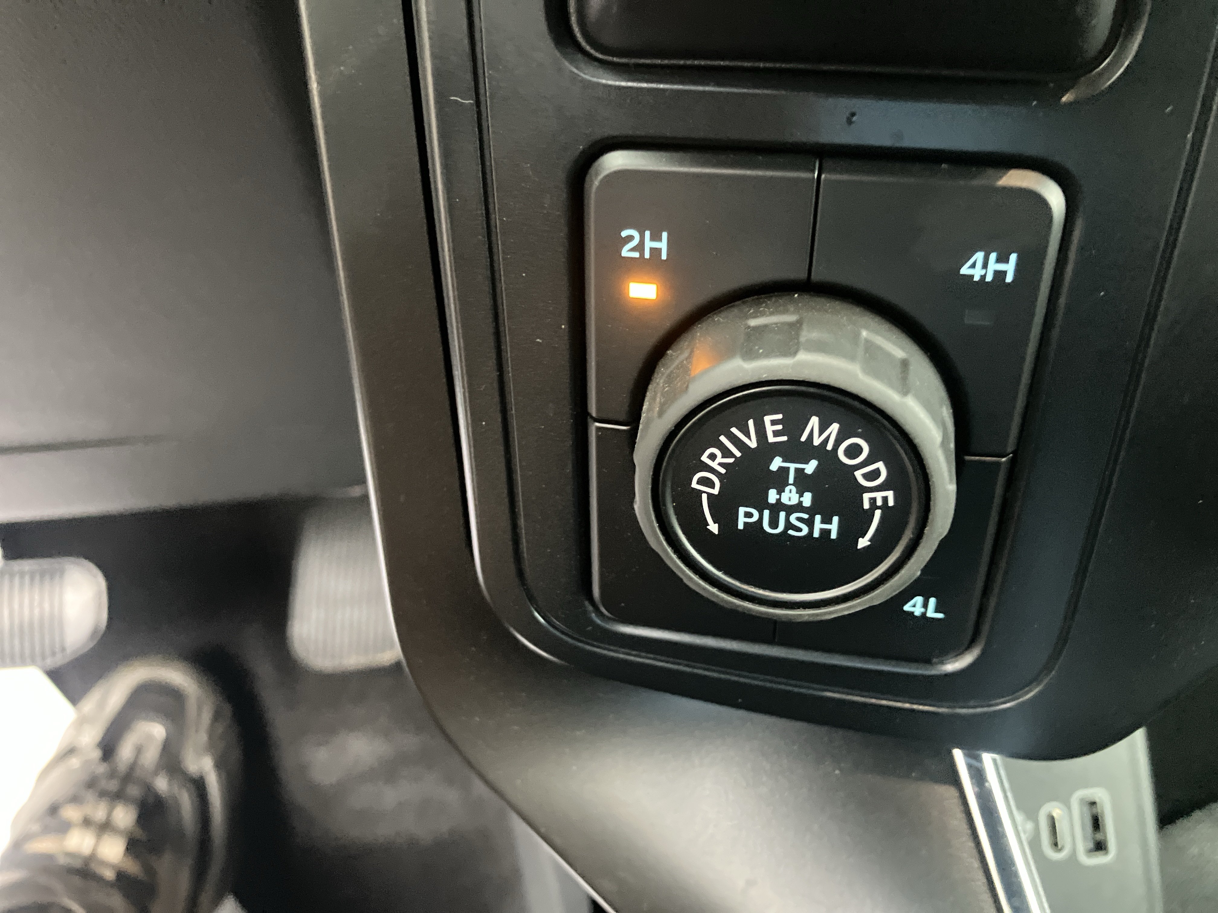 Certified 2026 Ford F150 STX w/ Equipment Group 200A AWD/4WD image 27