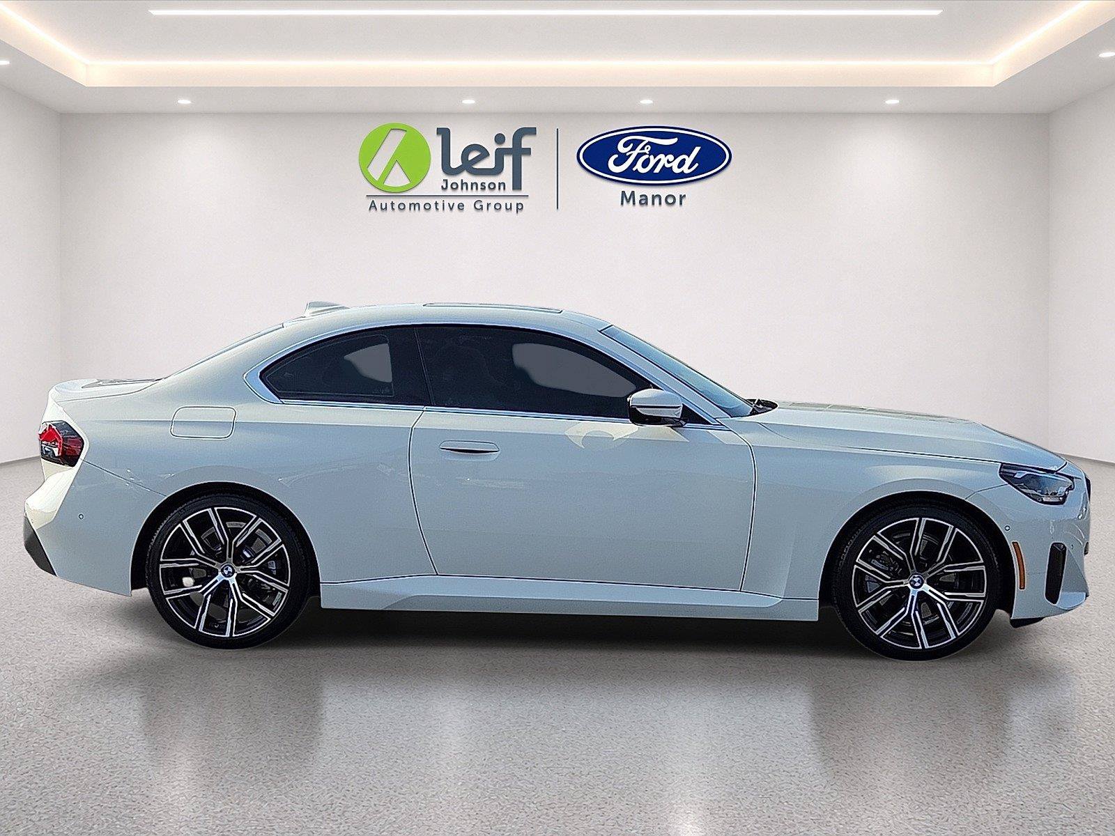 Used 2022 BMW 230i Coupe w/ Convenience Package RWD image 9