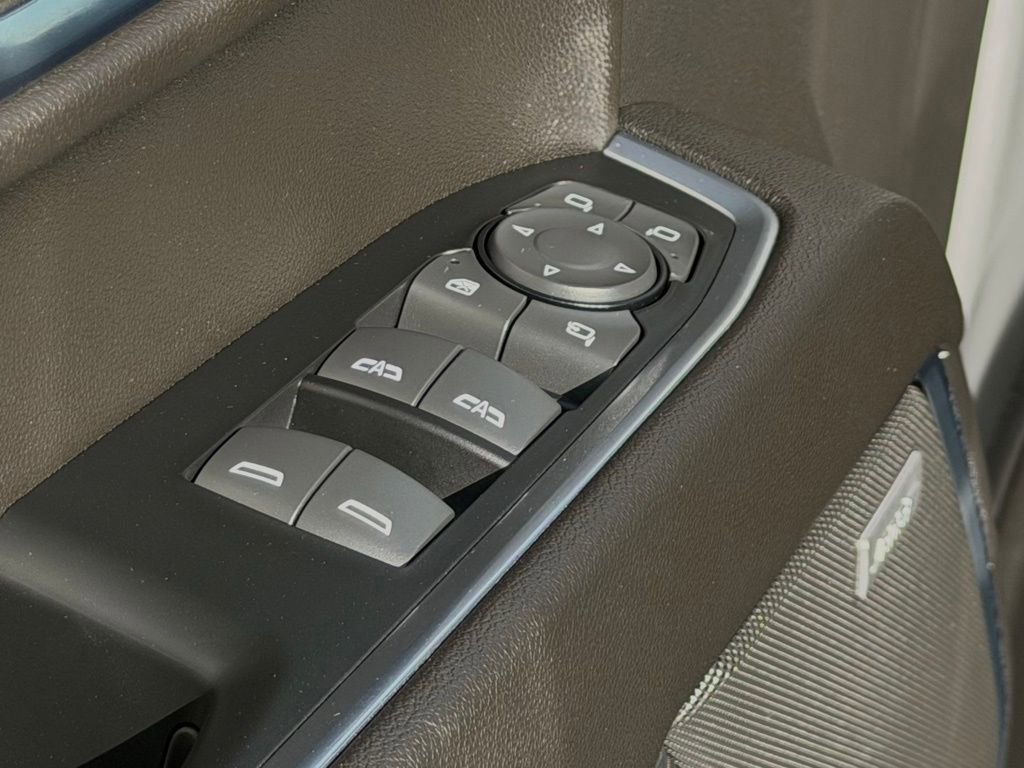 Used 2022 Chevrolet Silverado 1500 LTZ w/ LTZ Convenience Package II image 15