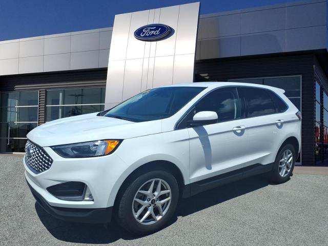 Certified 2024 Ford Edge SEL w/ Convenience Package AWD/4WD image 4