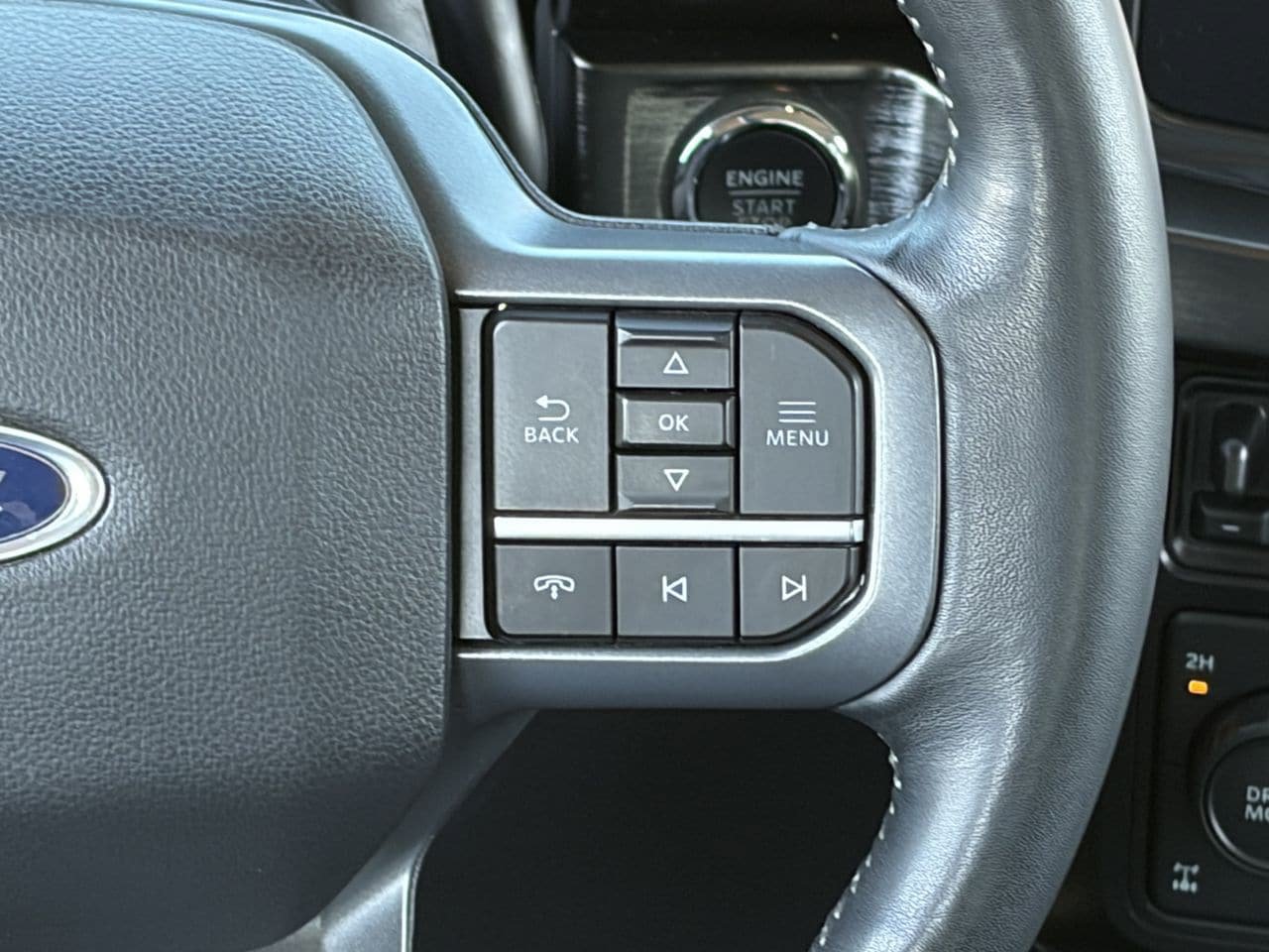 Certified 2024 Ford F350 Lariat w/ Black Appearance Package AWD/4WD image 21