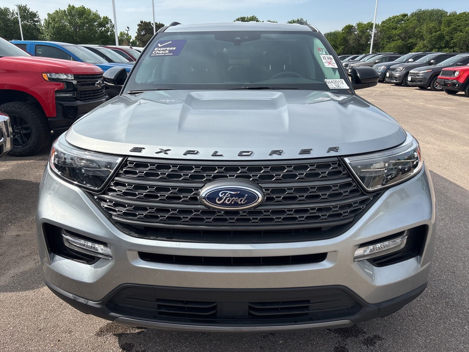Certified 2023 Ford Explorer XLT w/ Equipment Group 202A AWD/4WD image 8