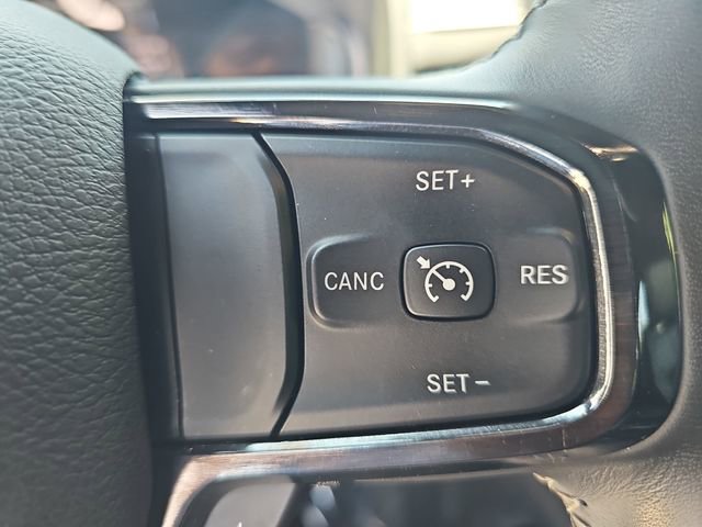 Used 2023 RAM 1500 Limited AWD/4WD image 18