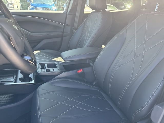 Certified 2025 Ford Mustang Mach-E Select w/ Comfort Package Lite image 6