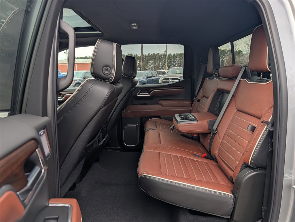 Used 2025 GMC Sierra 1500 Denali Ultimate image 12