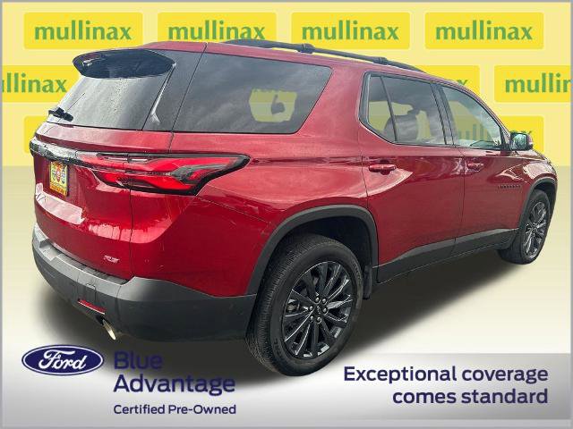 Used 2023 Chevrolet Traverse RS FWD image 3