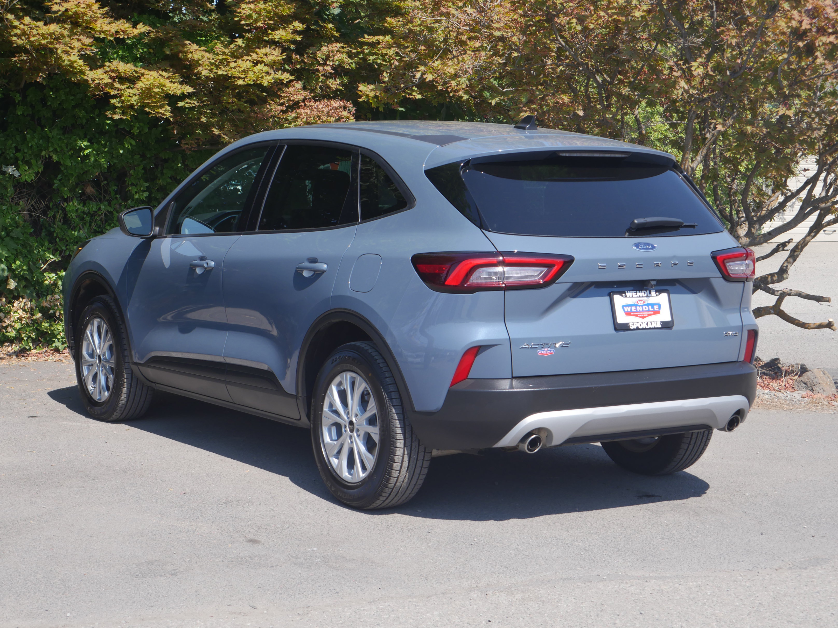 Certified 2025 Ford Escape Active AWD/4WD image 18