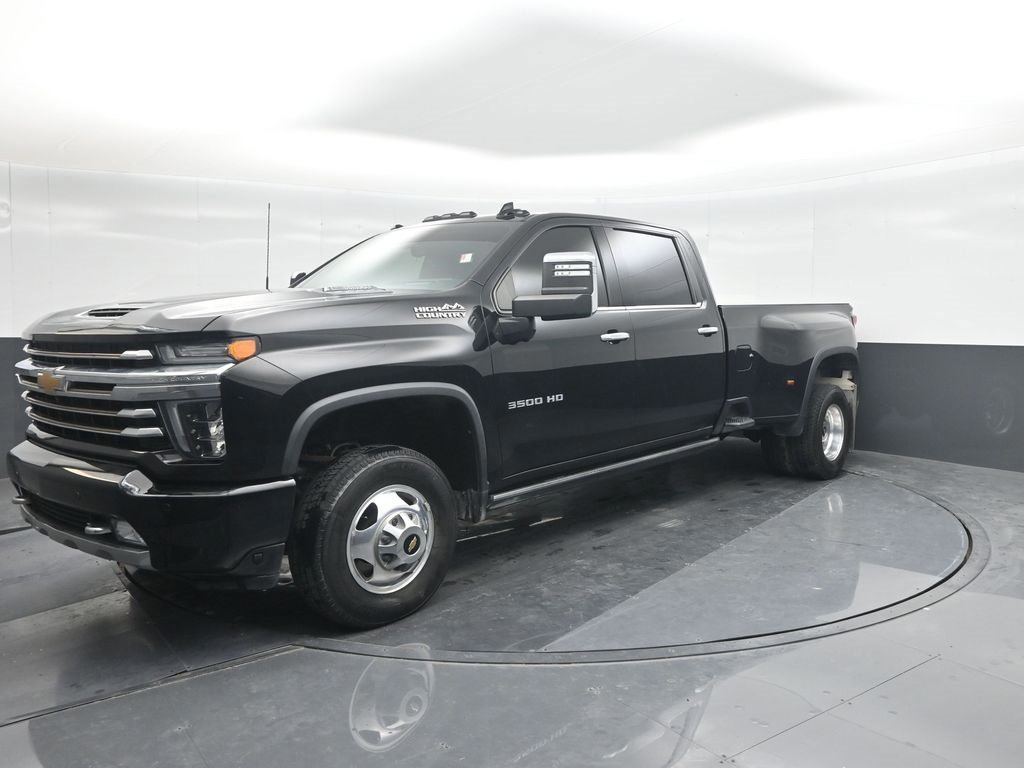 Used 2023 Chevrolet Silverado 3500 High Country image 2
