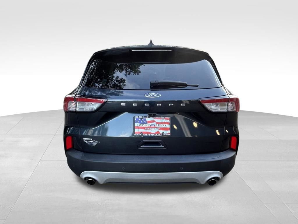 Certified 2022 Ford Escape SEL FWD image 4