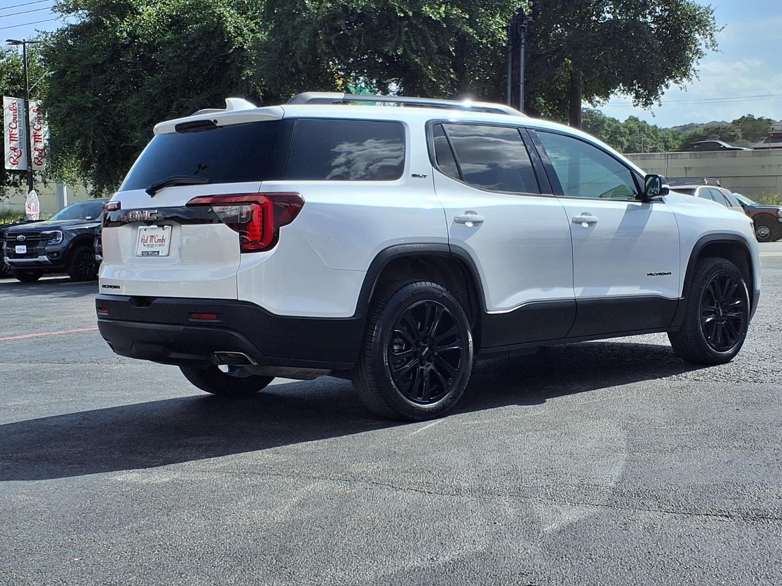 Used 2023 GMC Acadia SLT w/ Elevation Edition FWD image 6