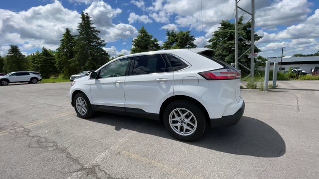 Certified 2022 Ford Edge SEL w/ Convenience Package AWD/4WD image 7