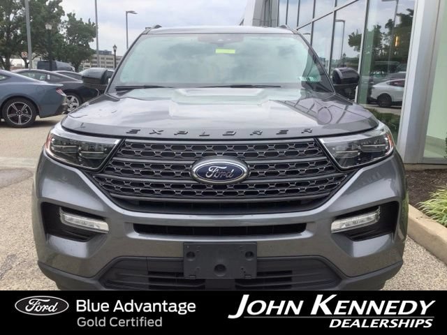 Certified 2023 Ford Explorer XLT w/ Equipment Group 202A AWD/4WD image 7