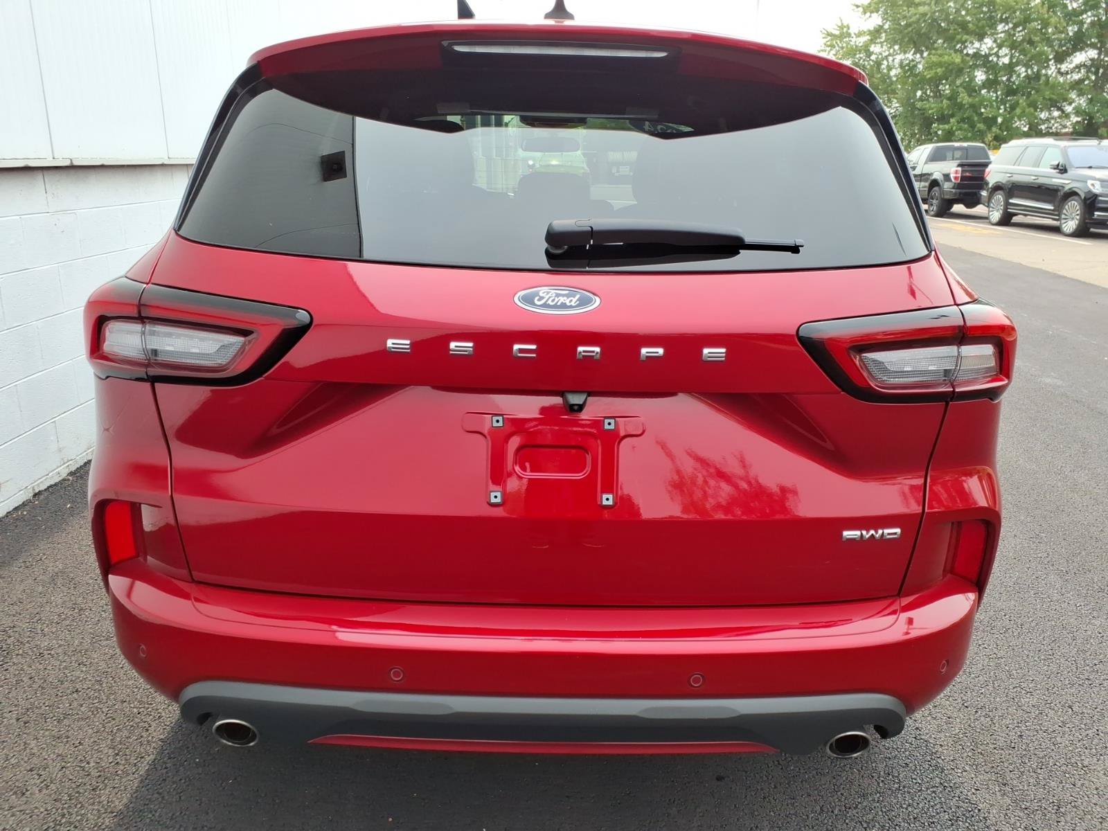 Certified 2024 Ford Escape ST-Line w/ Tech Pack #1 AWD/4WD image 5