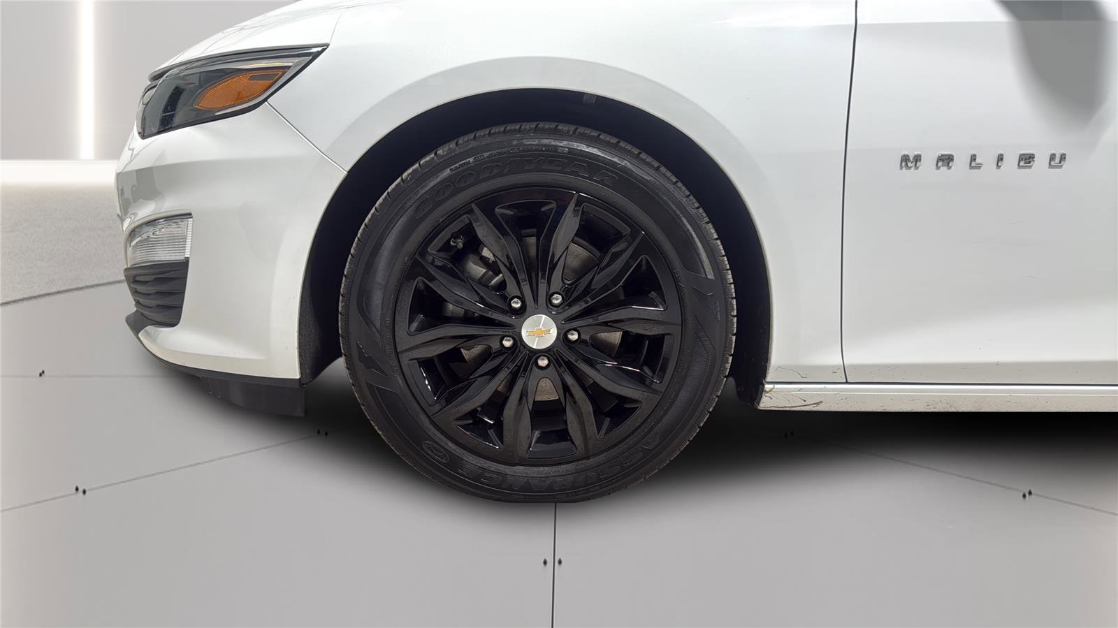 Used 2024 Chevrolet Malibu LT FWD image 28