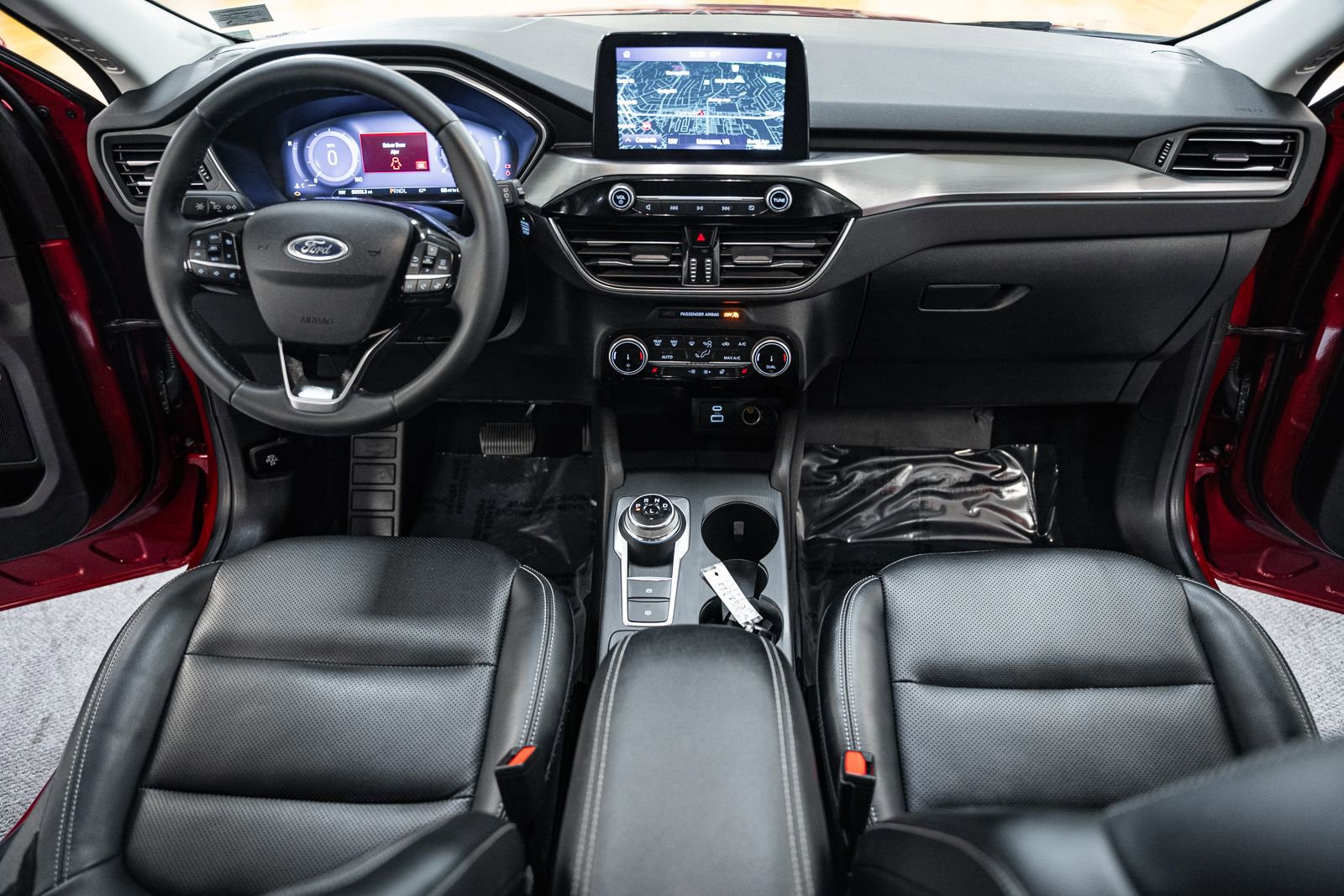 Certified 2022 Ford Escape Titanium AWD/4WD image 25
