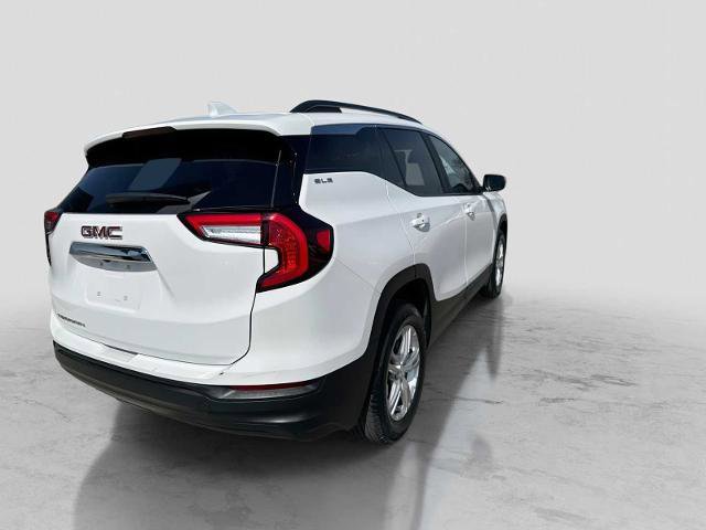Used 2023 GMC Terrain SLE w/ Driver Convenience Package FWD image 6