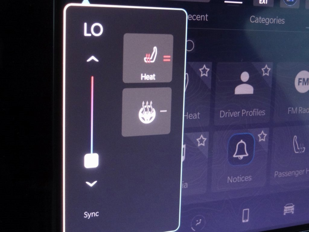 Used 2022 Jeep Compass Latitude w/ Convenience Group image 30