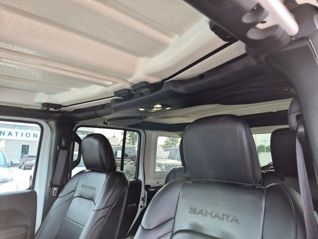 Used 2021 Jeep Wrangler Unlimited Sahara AWD/4WD image 19