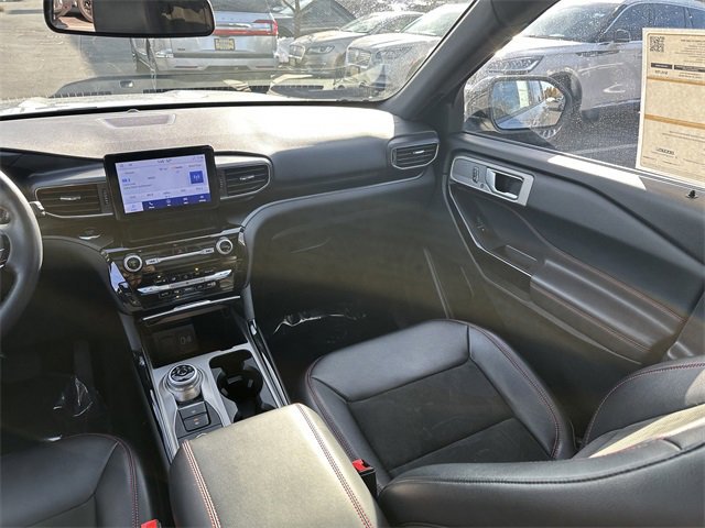 Certified 2023 Ford Explorer ST-Line w/ Class IV Trailer Tow Package image 18