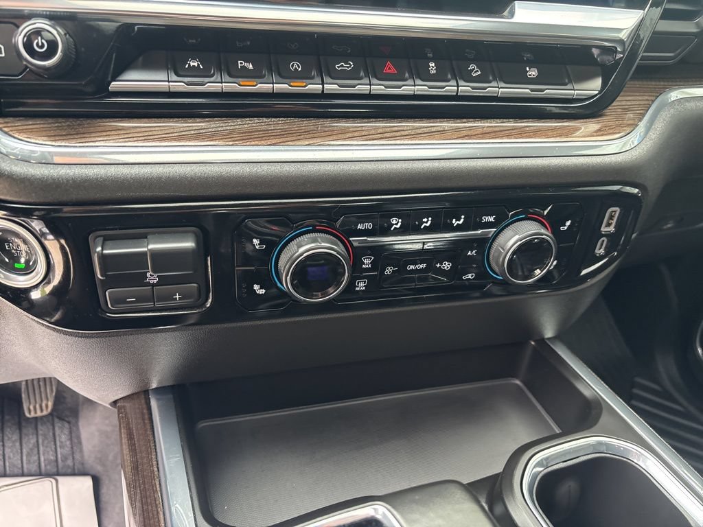 Used 2024 Chevrolet Silverado 1500 RST AWD/4WD image 21