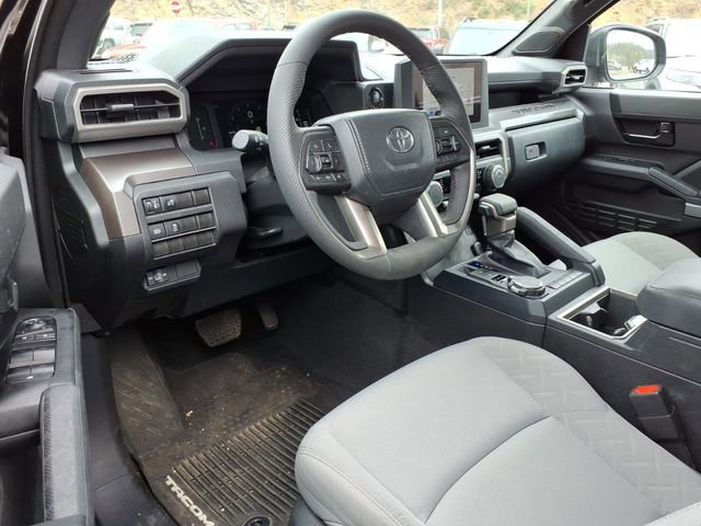 Used 2024 Toyota Tacoma SR5 AWD/4WD image 22