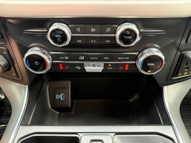 Certified 2022 Ford F150 XLT w/ Equipment Group 302A High image 26