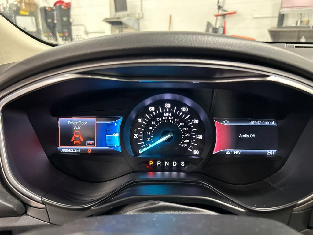 Certified 2020 Ford Fusion SE AWD/4WD image 17