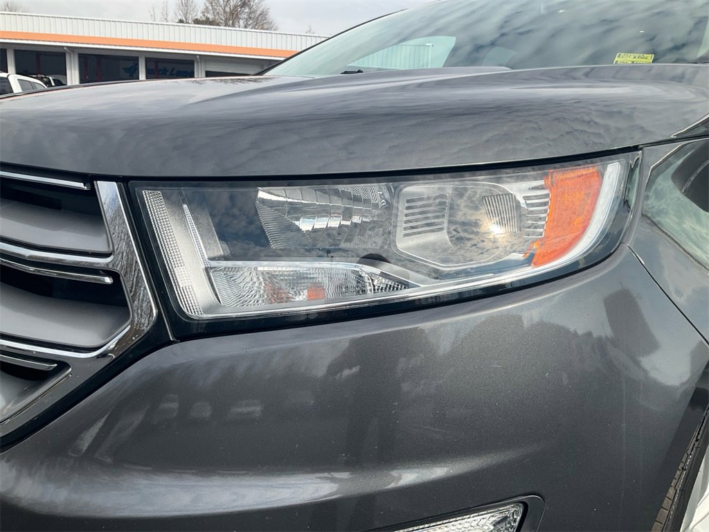 Certified 2017 Ford Edge SEL w/ Equipment Group 201A image 16