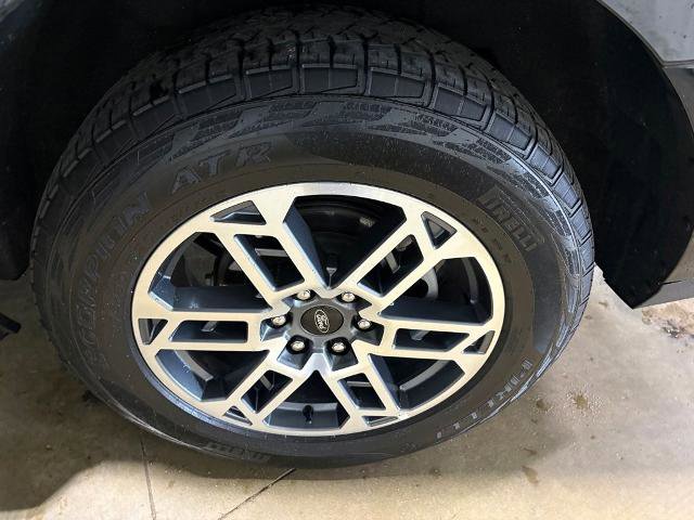 Certified 2025 Ford Expedition Active AWD/4WD image 30