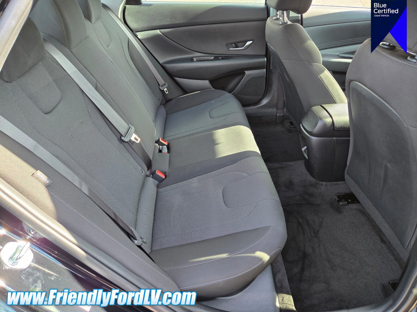 Used 2025 Hyundai Elantra SE image 14